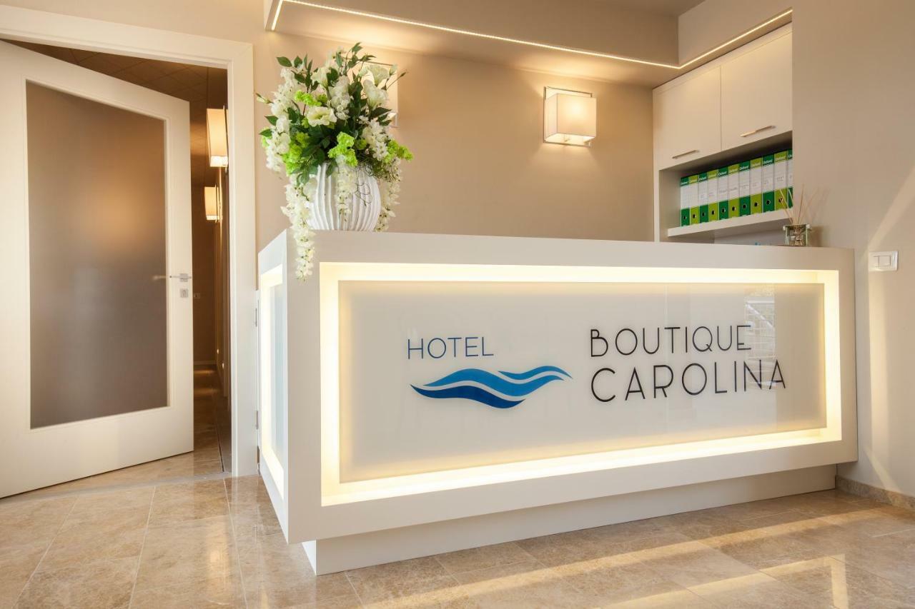 Hotel Boutique Carolina マリーナ・ディ・カスタニェート・カルドゥッチ エクステリア 写真